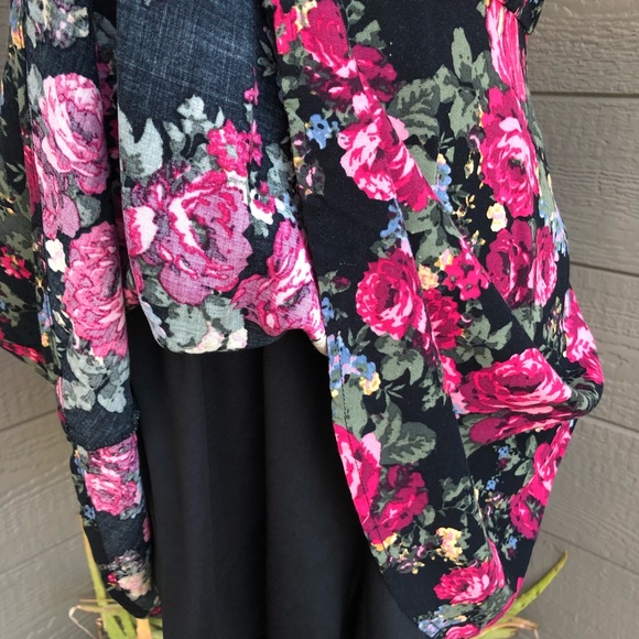 F21 Floral Sweetheart Dress - Picture 4 of 6